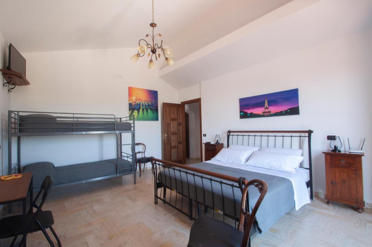 B&B Vittoria House Carlentini Exterior foto
