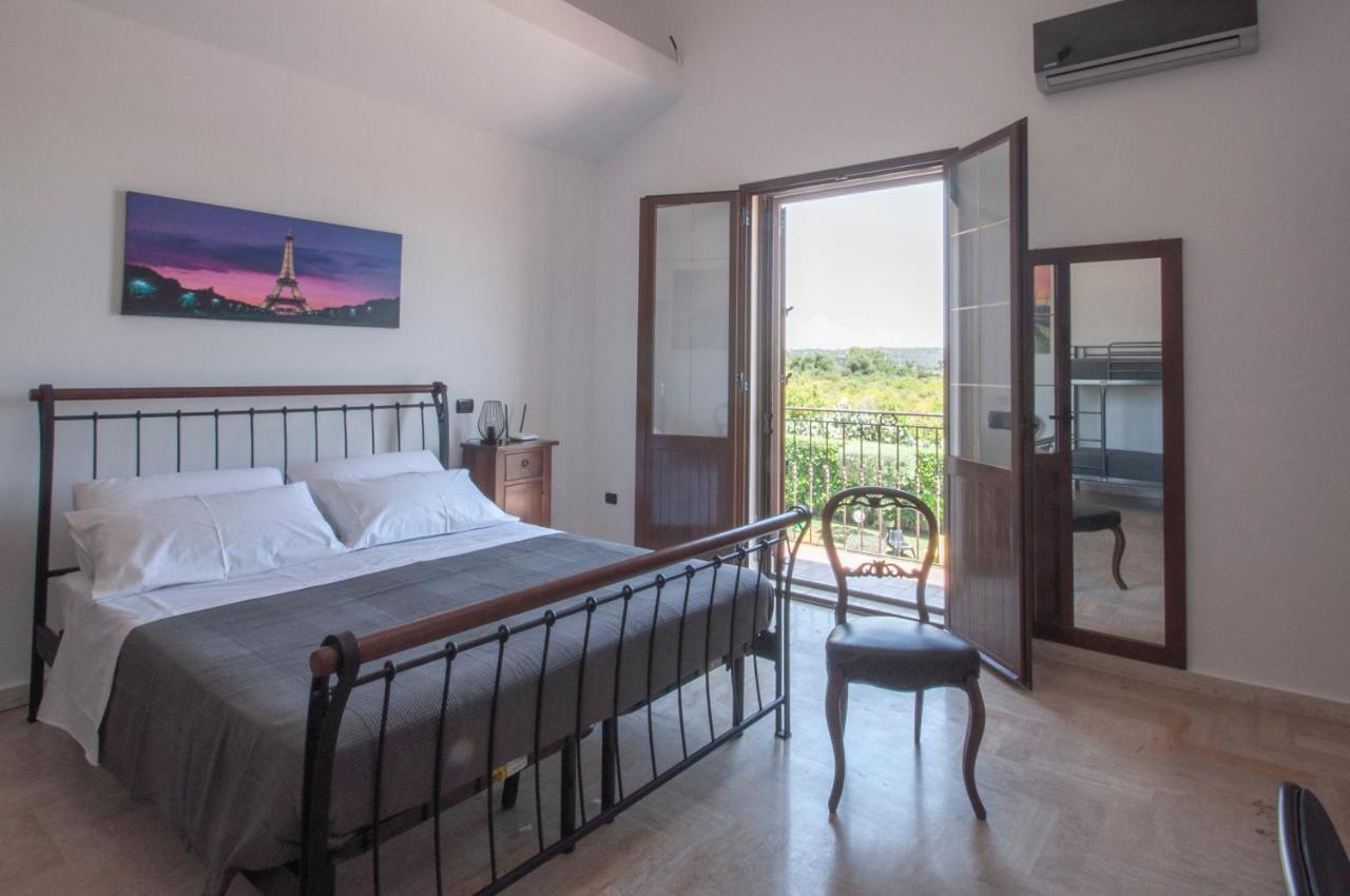 B&B Vittoria House Carlentini Exterior foto